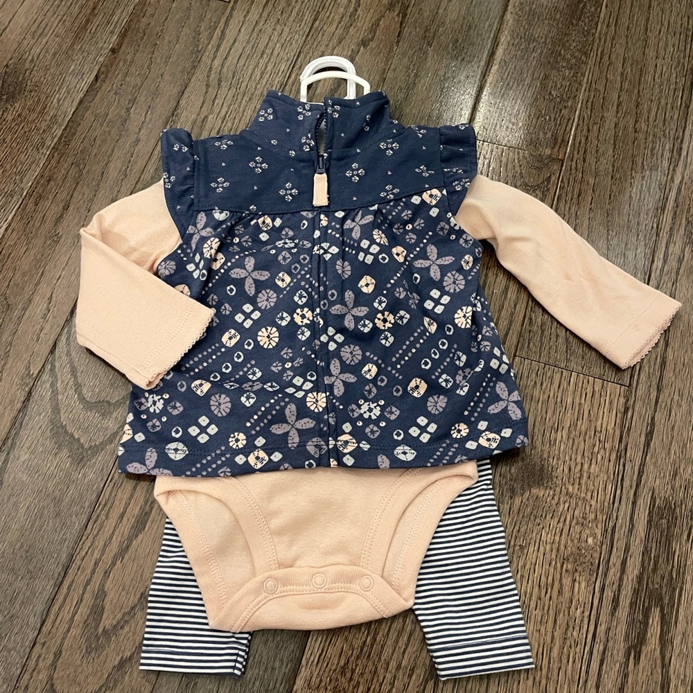 Carters Floral Baby Outfit with Striped Leggings 3 piece set NWOT 6 months